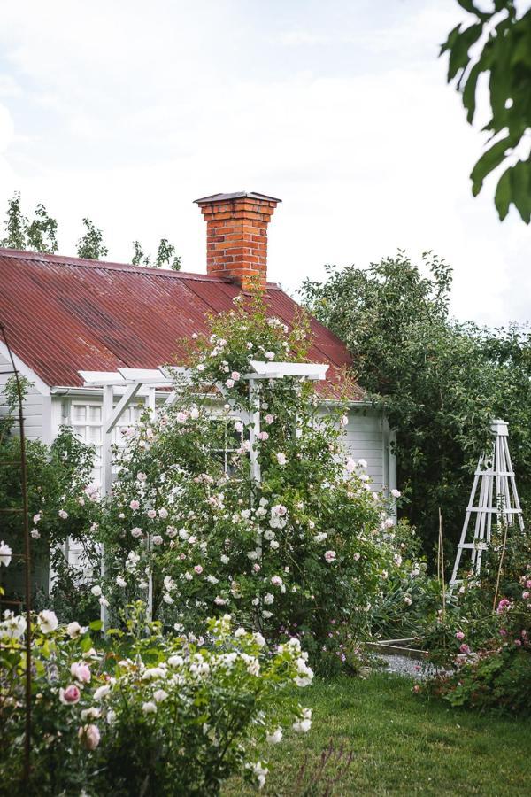 Vallby Cottage Enköping エクステリア 写真